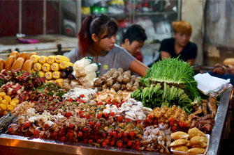 Hanoi Night Lights Food Tours